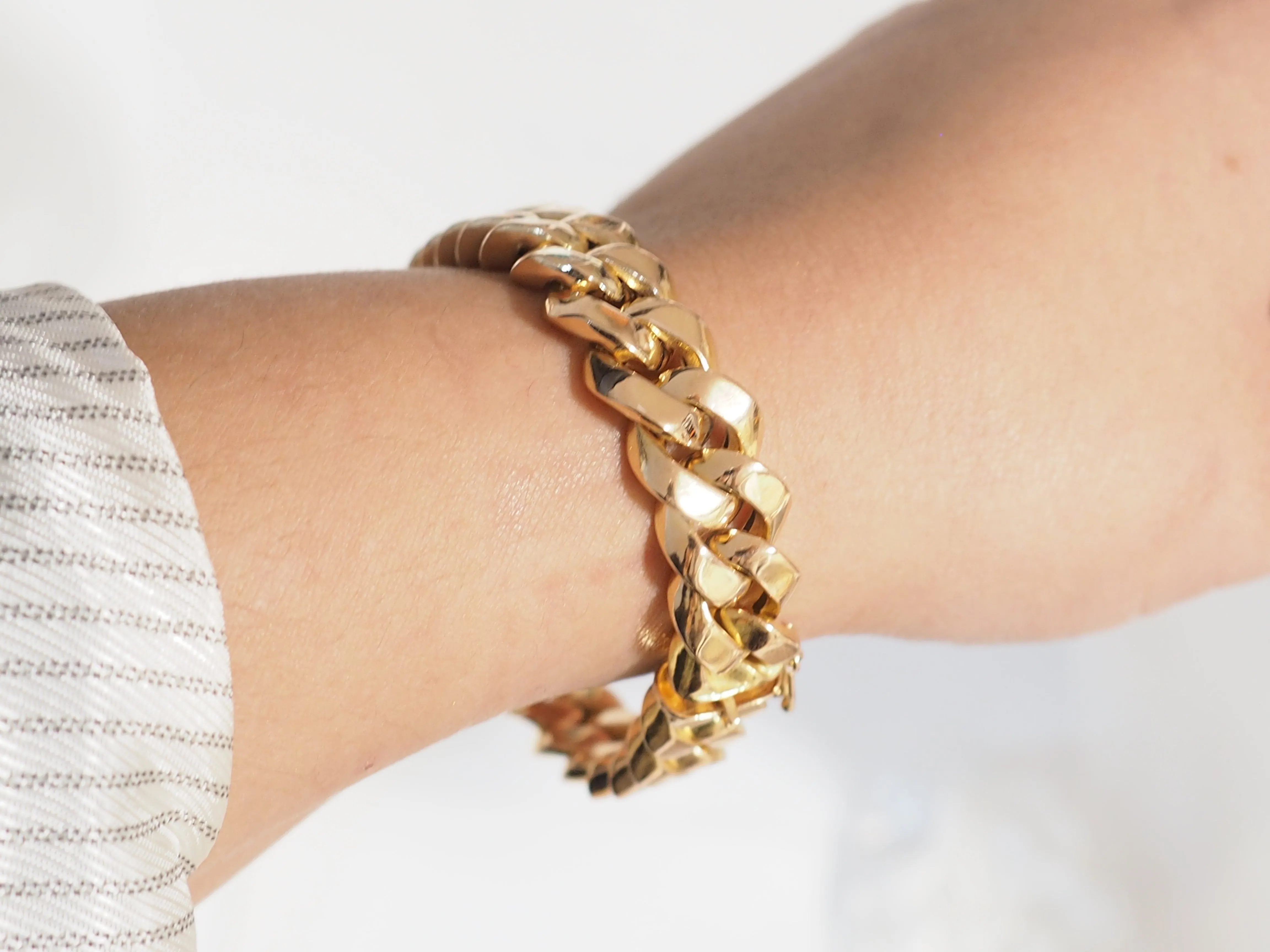 Bracelet vintage maille gourmette en or rose 18 ct sold by 58 Facettes product image thumbnail 3