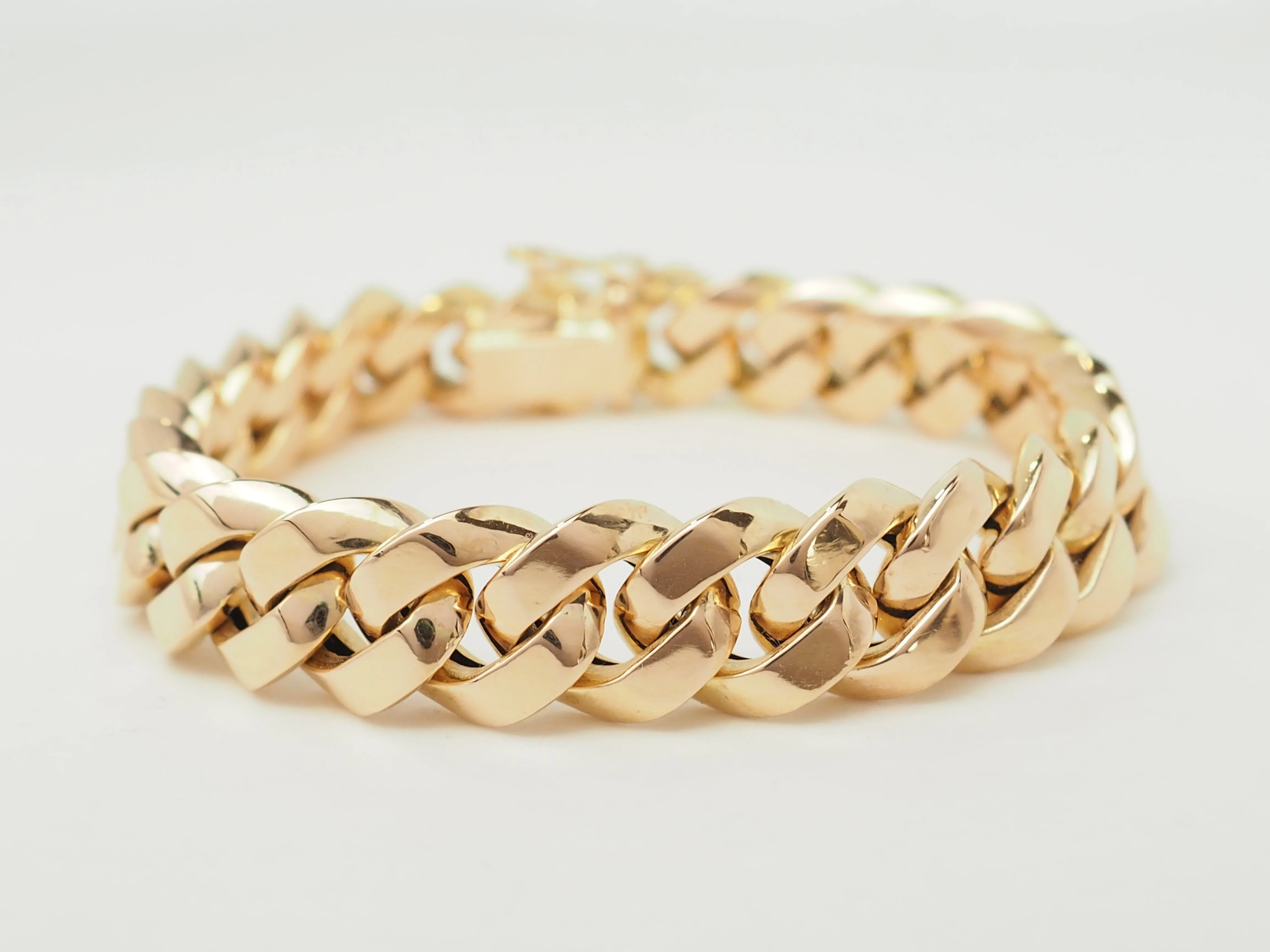 Bracelet vintage maille gourmette en or rose 18 ct sold by 58 Facettes product image thumbnail 5