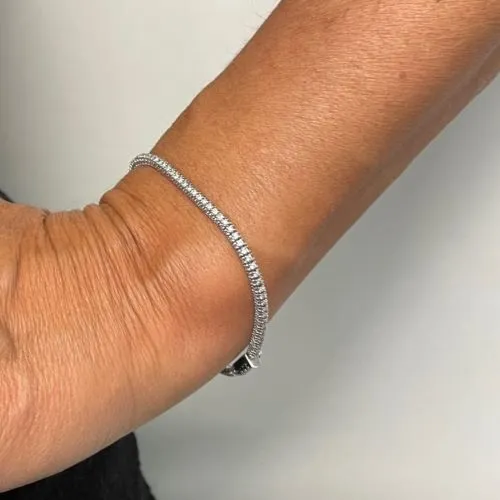 Bracelet tennis - Bracelet en or blanc 18 kt et diamants sold by 58 Facettes product image thumbnail 2