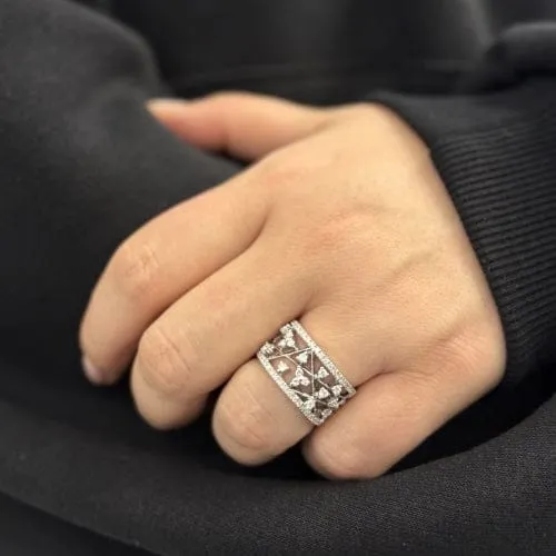 Bague bandeau ajourée en or blanc 18 ct et diamants sold by 58 Facettes product image thumbnail 2