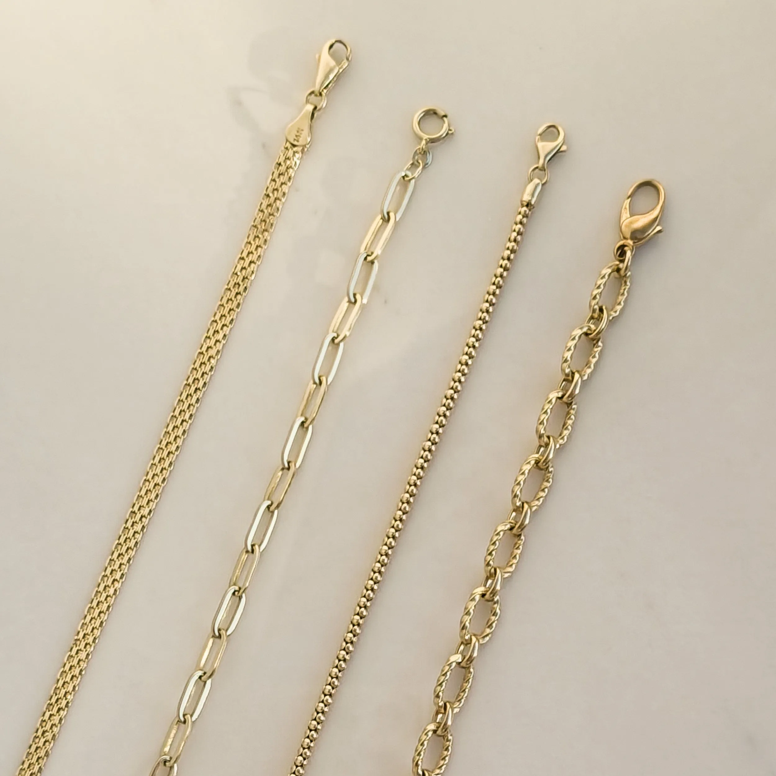 Bracelet vintage Doppelkugel en or 14 K sold by 58 Facettes product image thumbnail 4