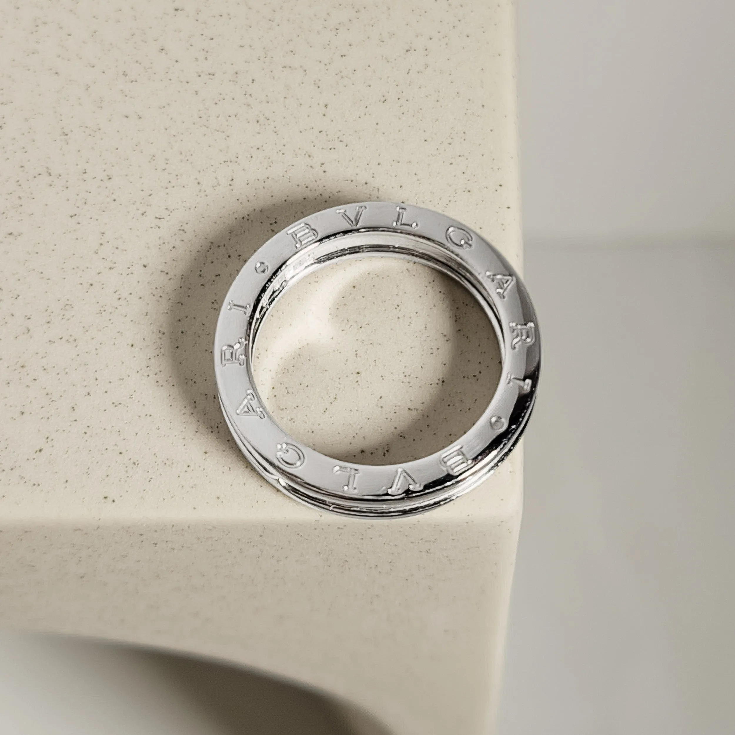 Bulgari B.zero1 - Bague en or blanc 18 carats sold by 58 Facettes product image thumbnail 2