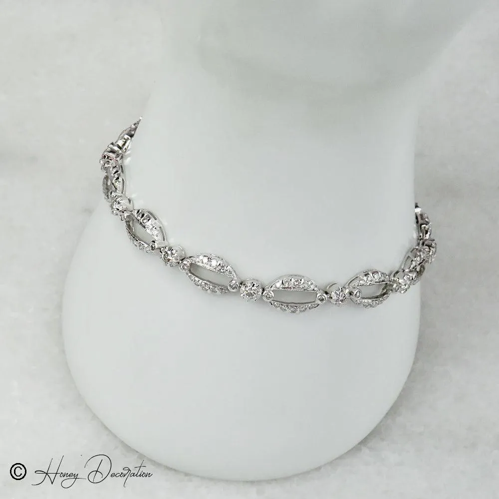 Bracelet en or blanc 750 serti de 156 diamants (1,1 ct) sold by 58 Facettes product image thumbnail 2