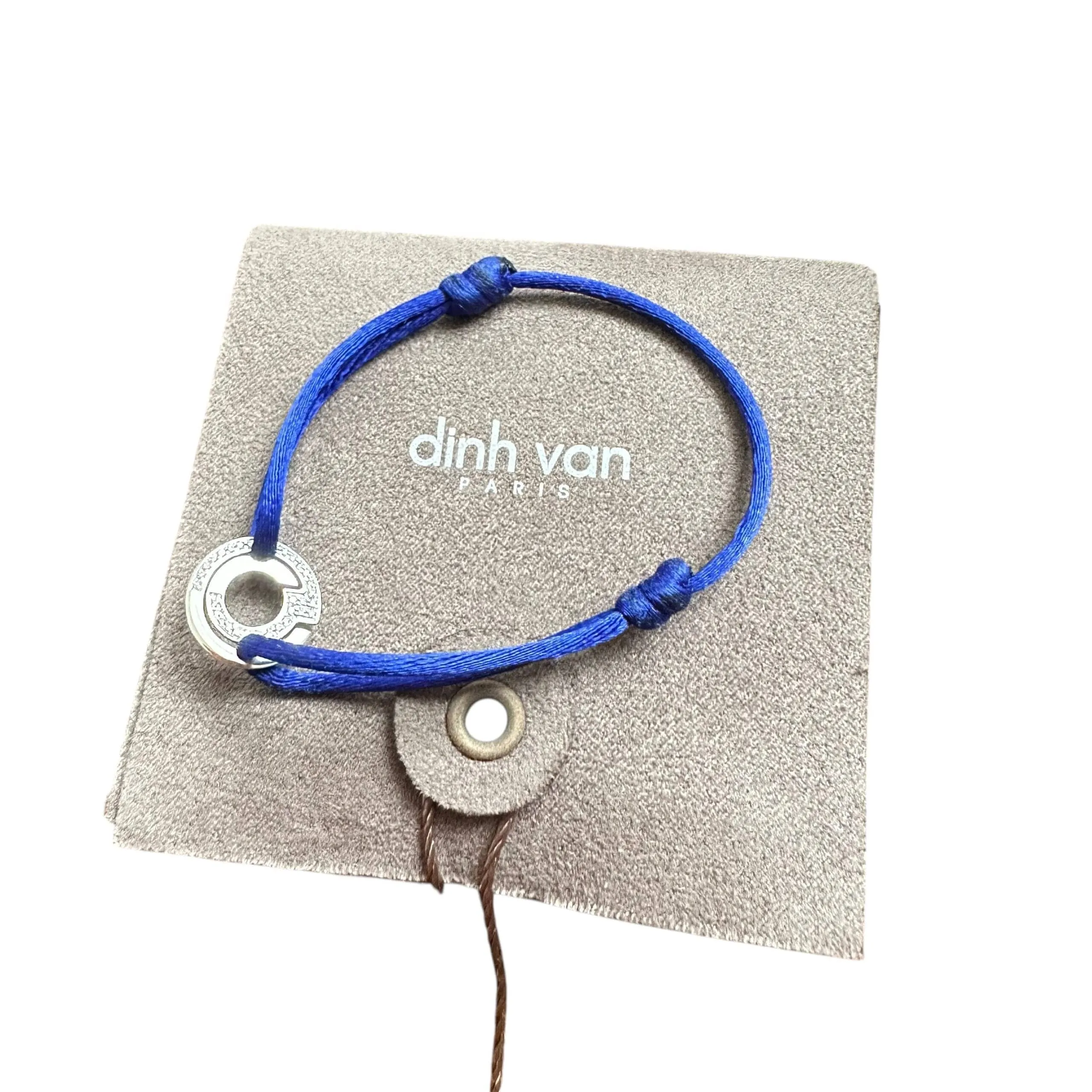 Dinh Van Seventies - Bracelet sur cordon en or blanc 18 carats et diamants sold by 58 Facettes product image thumbnail 3