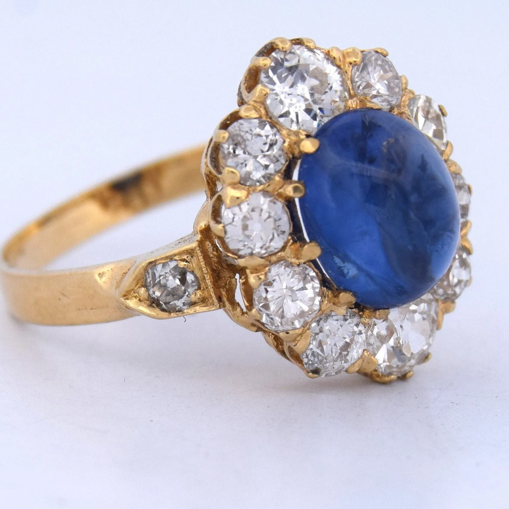 Bague victorienne marguerite en or jaune 18 carats, saphir et diamants sold by 58 Facettes product image thumbnail 3