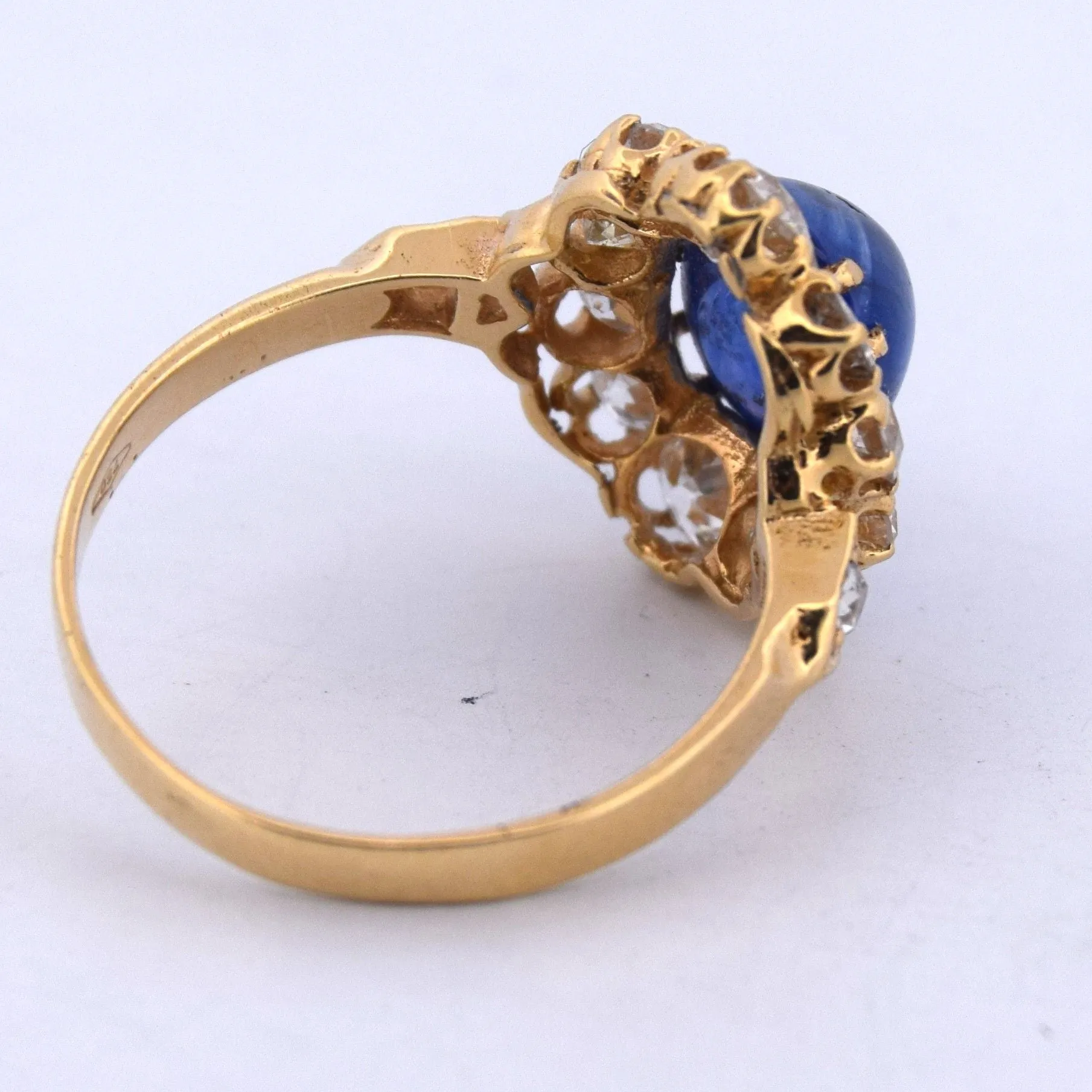 Bague victorienne marguerite en or jaune 18 carats, saphir et diamants sold by 58 Facettes product image thumbnail 5