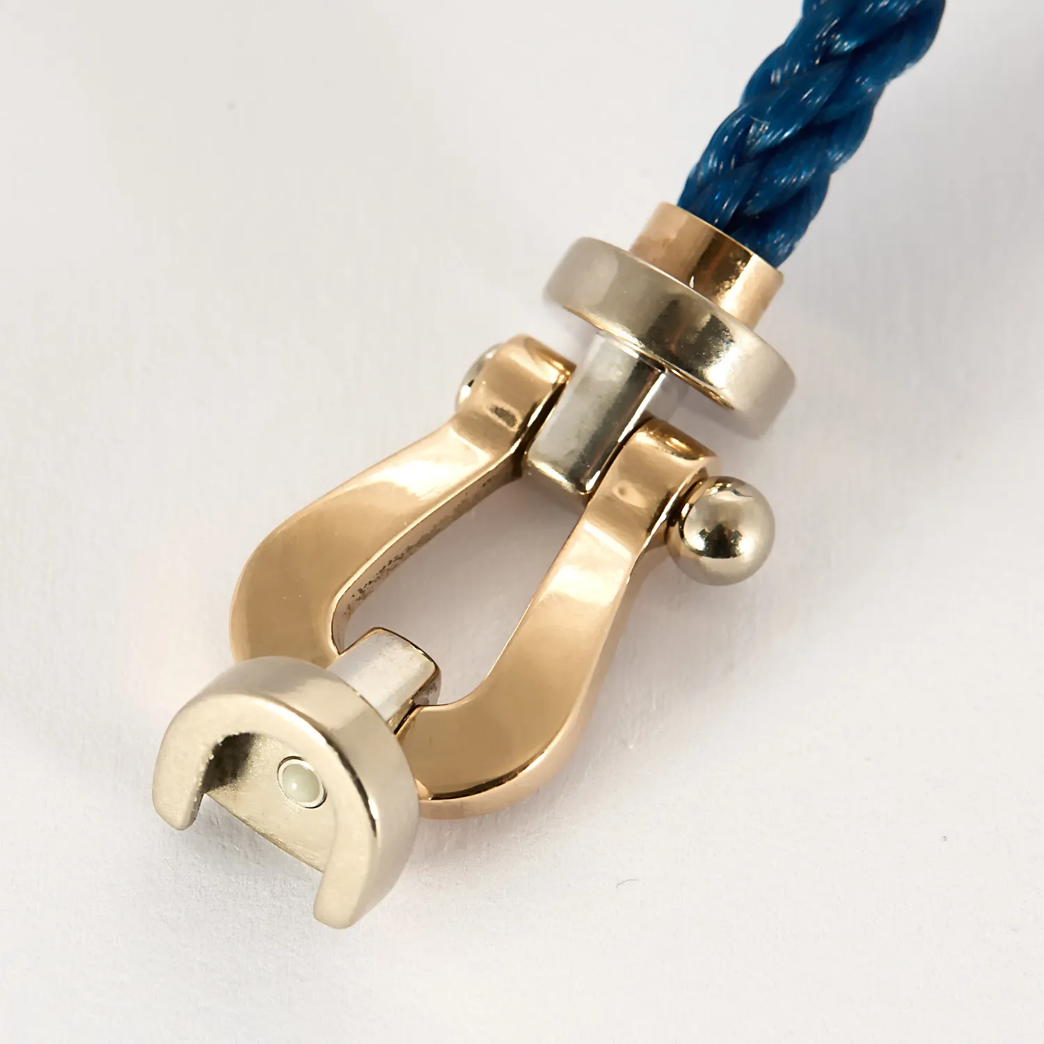 FRED - Force 10- Moyen Modèle - Bracelet câble en nylon tressé et manille en or gris et or rose sold by 58 Facettes product image thumbnail 5