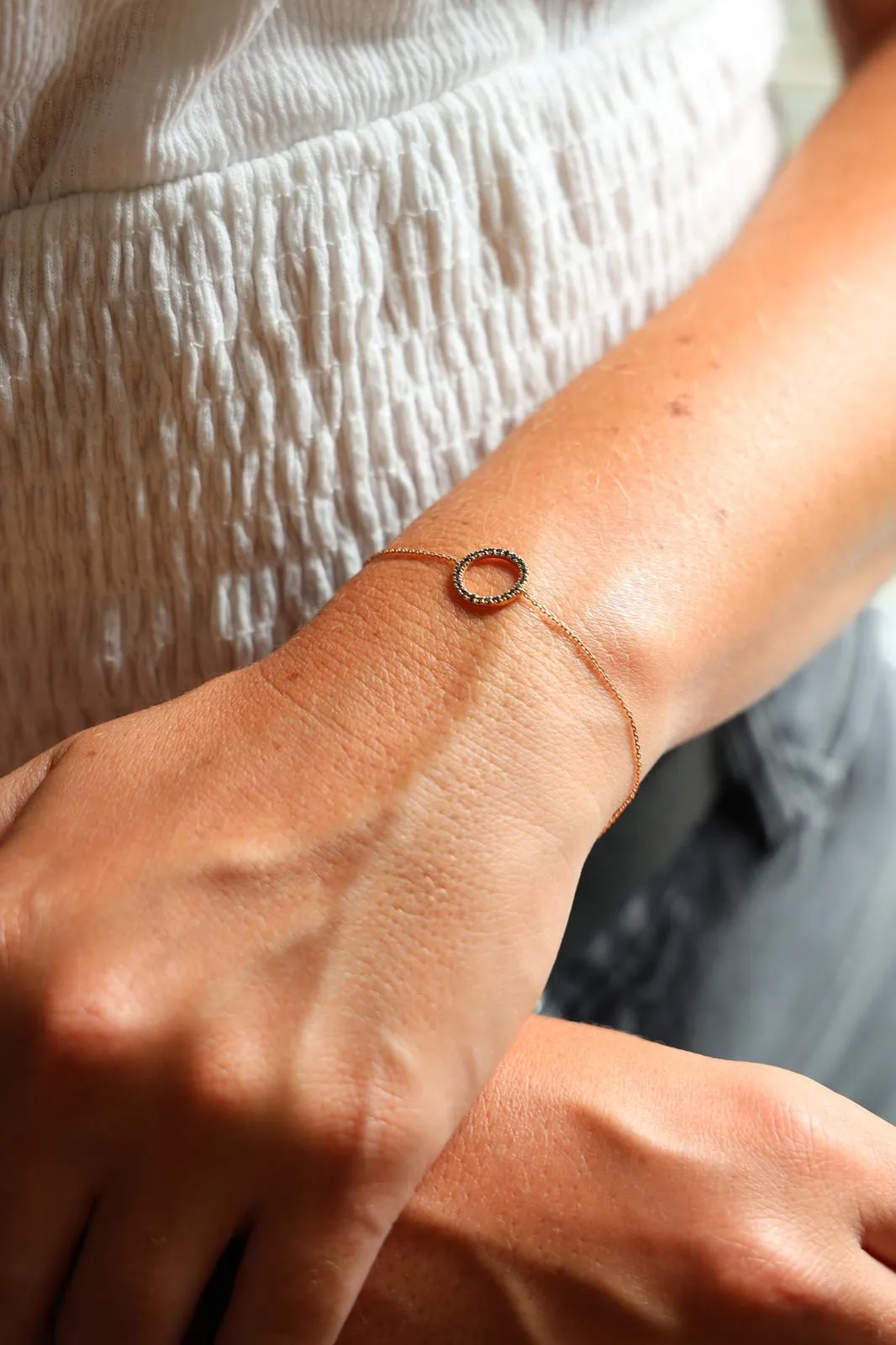 Bracelet graphique en or rose 18 carats et diamants noirs sold by 58 Facettes product image thumbnail 2