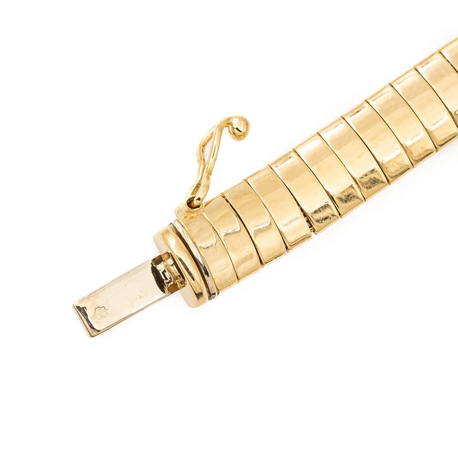 Bracelet maille oméga en or jaune 18 carats sold by 58 Facettes product image thumbnail 5