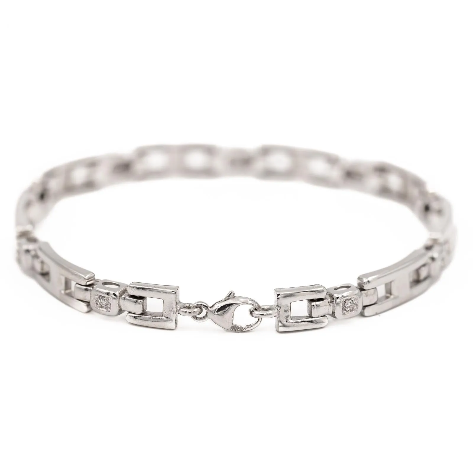 Bracelet en or blanc 18 carats serti de diamants sold by 58 Facettes product image thumbnail 3