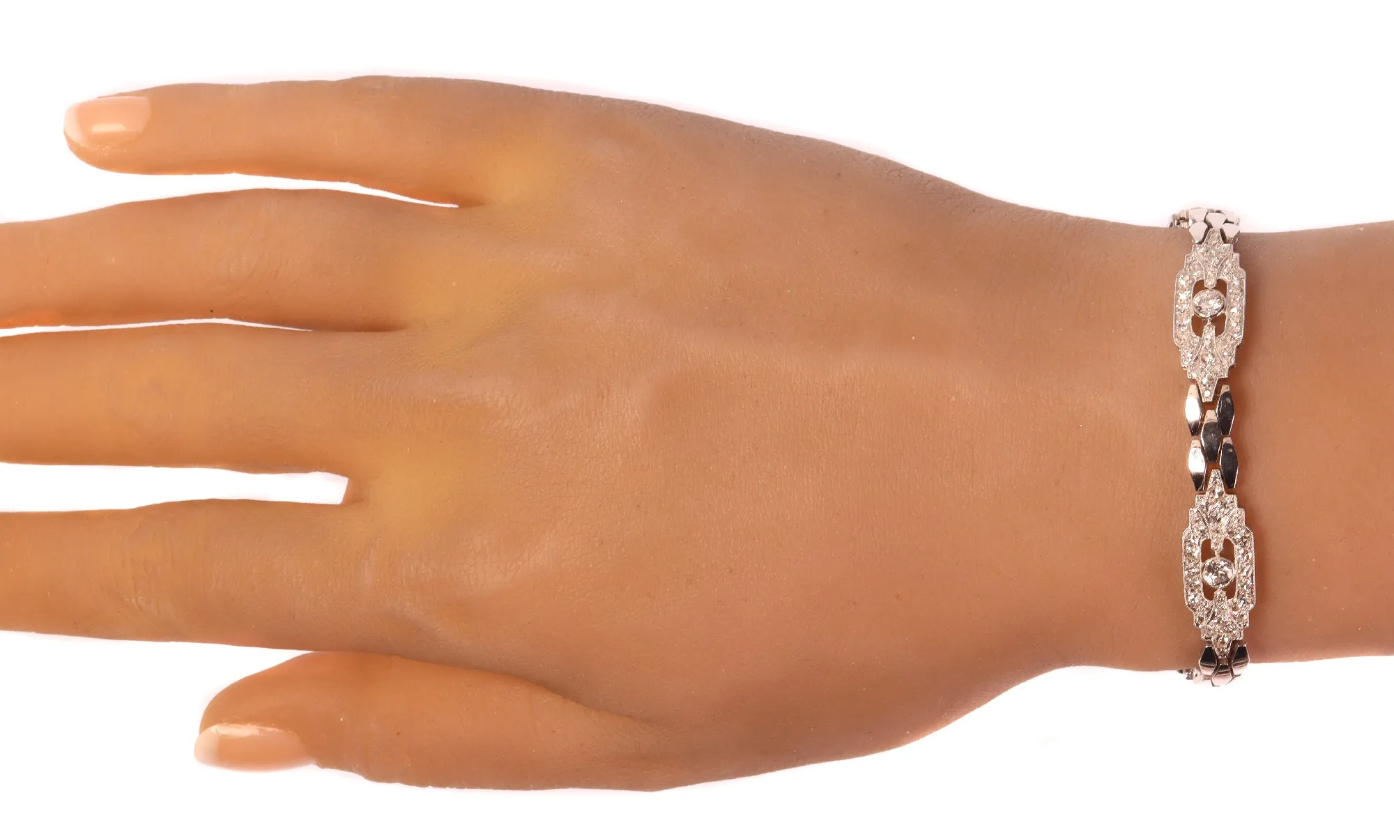 Bracelet vintage en platine et or blanc 18K serti de 179 diamants sold by 58 Facettes product image thumbnail 3