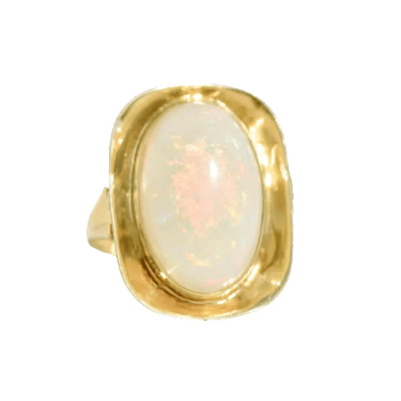 Bague Mid-Century en or jaune 14K avec opale cabochon made by 58 Facettes