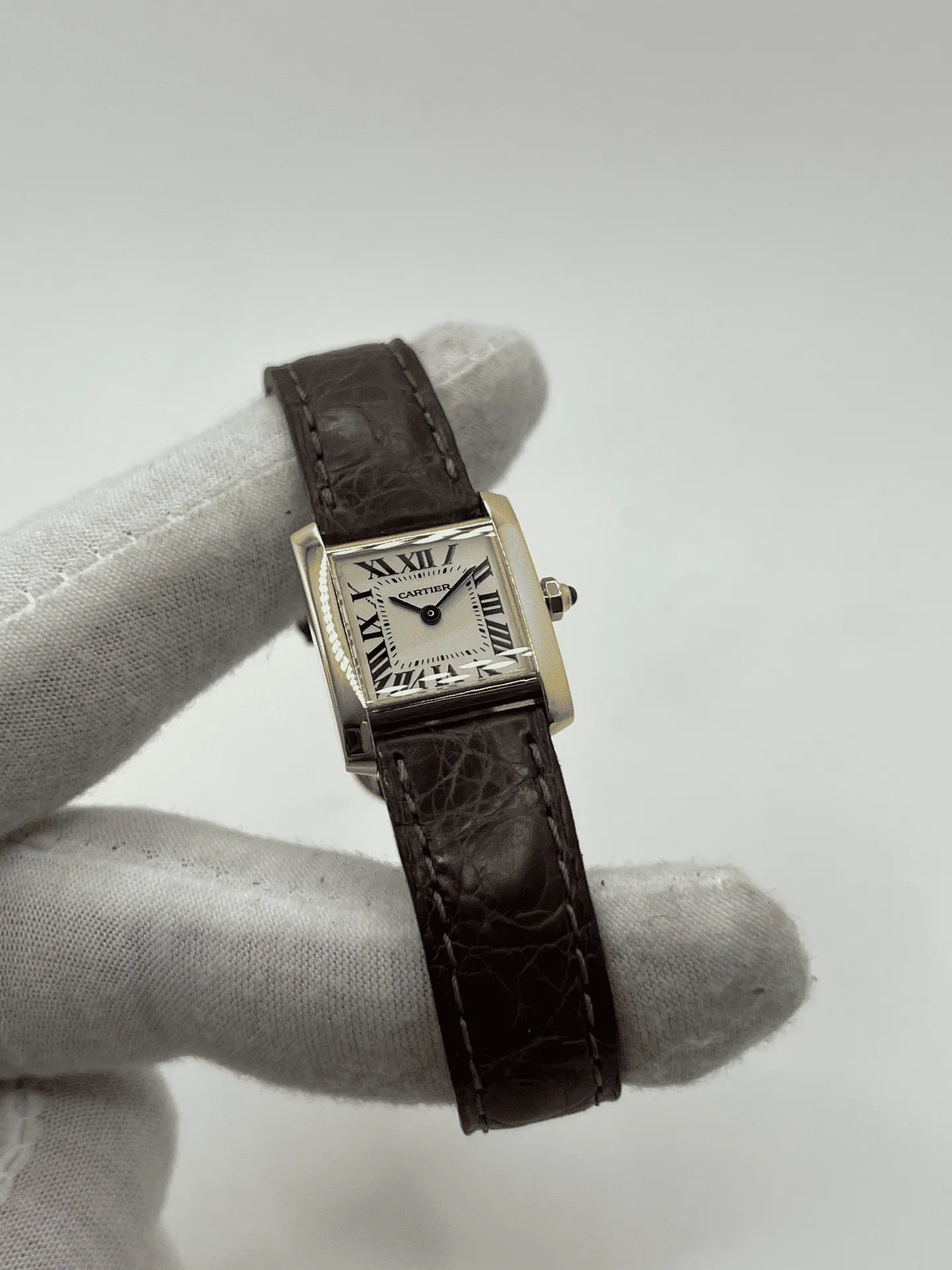 Cartier Tank Française sold by 58 Facettes product image thumbnail 5