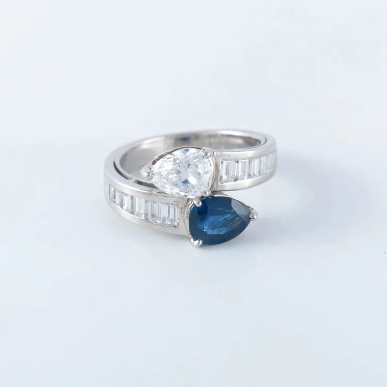 Bague toi & moi en platine saphir et diamant poire sold by 58 Facettes product image thumbnail 2