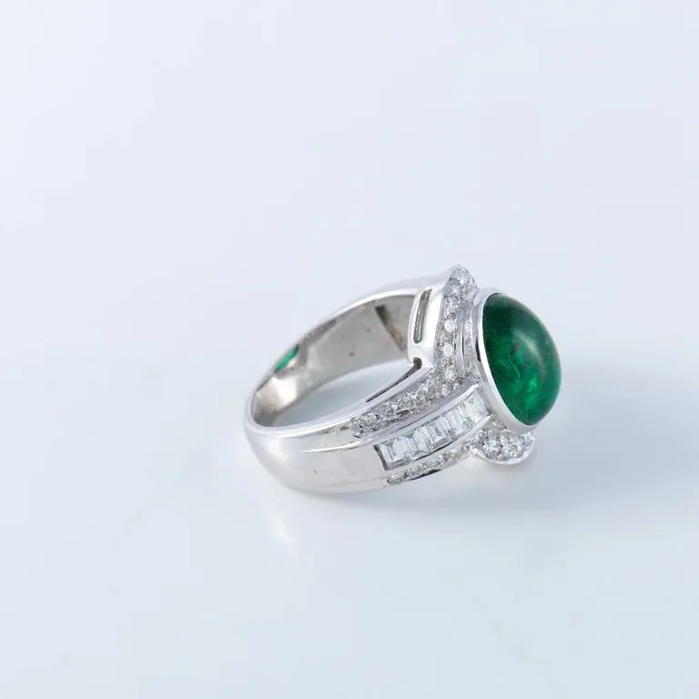 Bague émeraude cabochon et diamants en or blanc 750 sold by 58 Facettes product image thumbnail 5