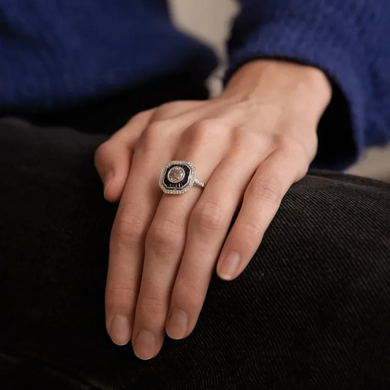 Bague Art déco en or blanc 18 carats, diamant et saphirs sold by 58 Facettes product image thumbnail 2