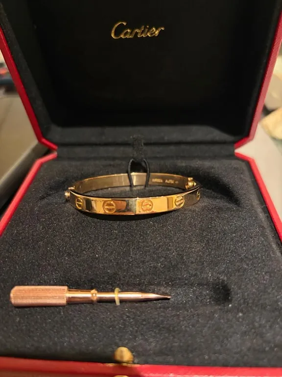 Cartier Love - Bracelet en or rose sold by 58 Facettes product image thumbnail 3