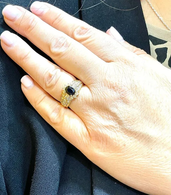 Bague en or jaune 18 carats avec saphir et diamants sold by 58 Facettes product image thumbnail 2