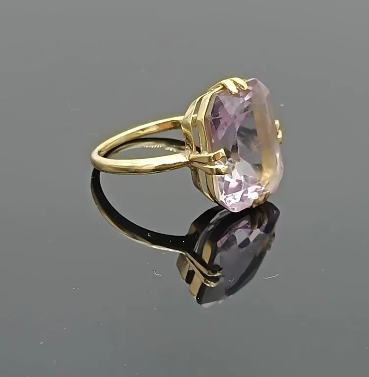 Bague vintage en or jaune 18K avec améthyste taille émeraude sold by 58 Facettes product image thumbnail 5