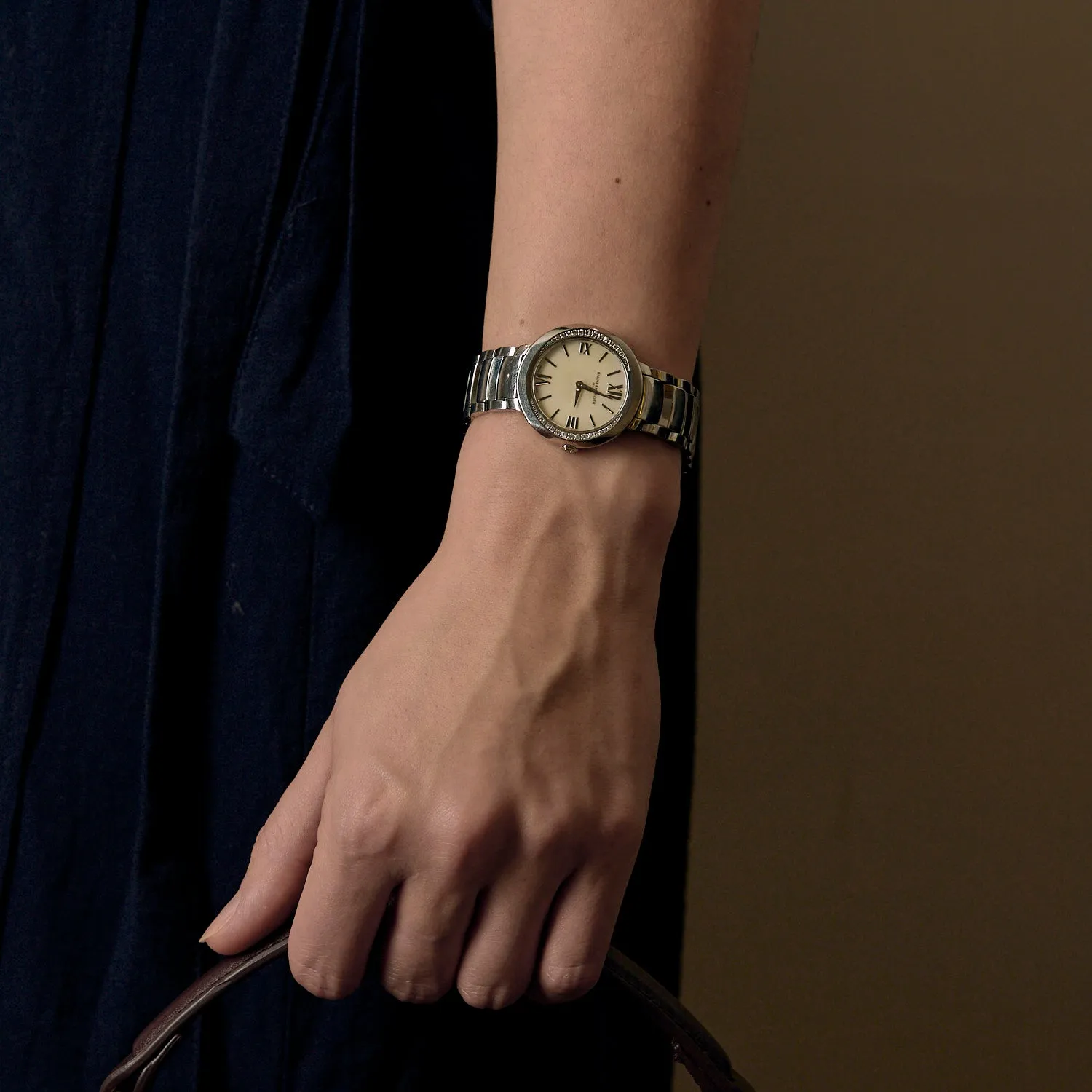 Baume et Mercier - Montre de dame en acier et diamants sold by 58 Facettes product image thumbnail 2