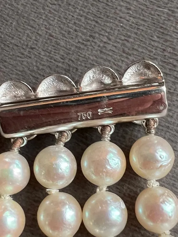 Bracelet 4 rangs de perles de culture, fermoir en or gris 18K sold by 58 Facettes product image thumbnail 4