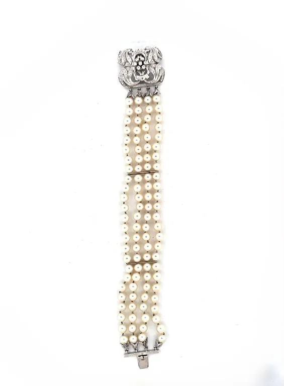 Bracelet de perles avec fermoir en or blanc 18 K et diamants sold by 58 Facettes product image thumbnail 2