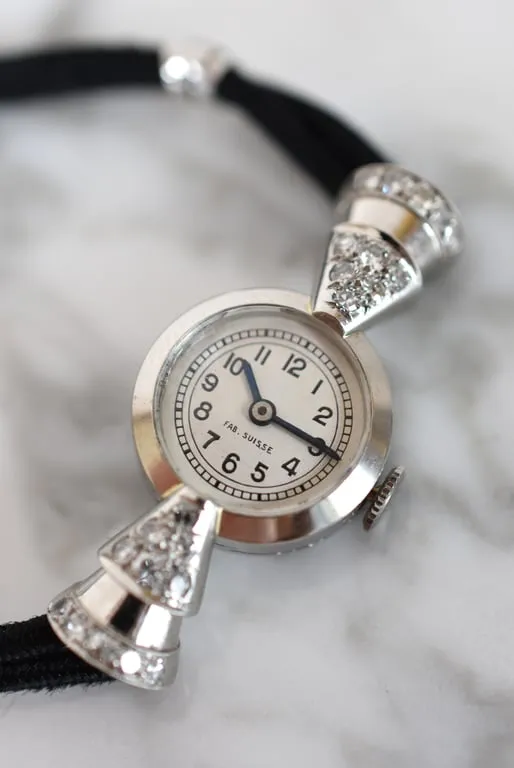 Montre joaillière Art déco - Montre dame en platine 950 et diamants sold by 58 Facettes product image thumbnail 2