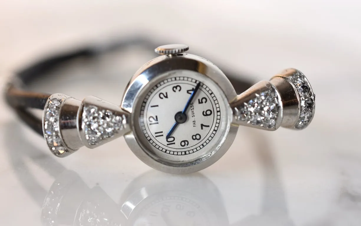 Montre joaillière Art déco - Montre dame en platine 950 et diamants sold by 58 Facettes product image thumbnail 3