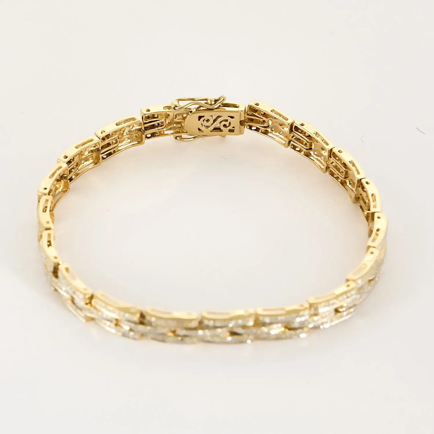 Bracelet en or jaune articulé et diamants sold by 58 Facettes product image thumbnail 3