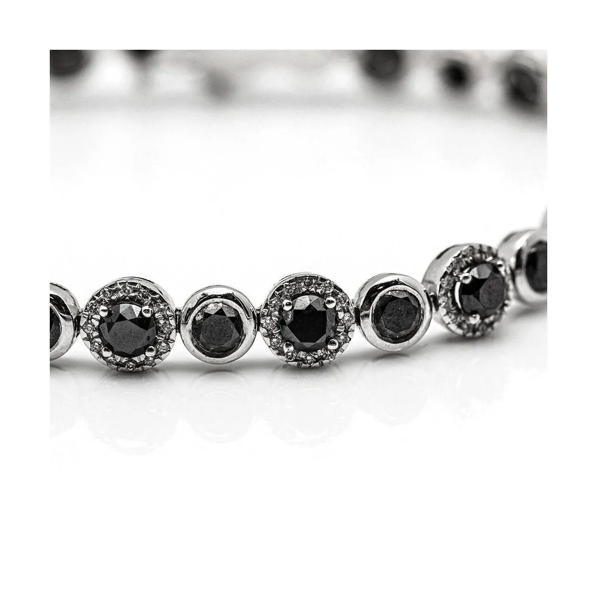 Bracelet rivière - Bracelet en or blanc 18 kt et diamants noirs sold by 58 Facettes product image thumbnail 4