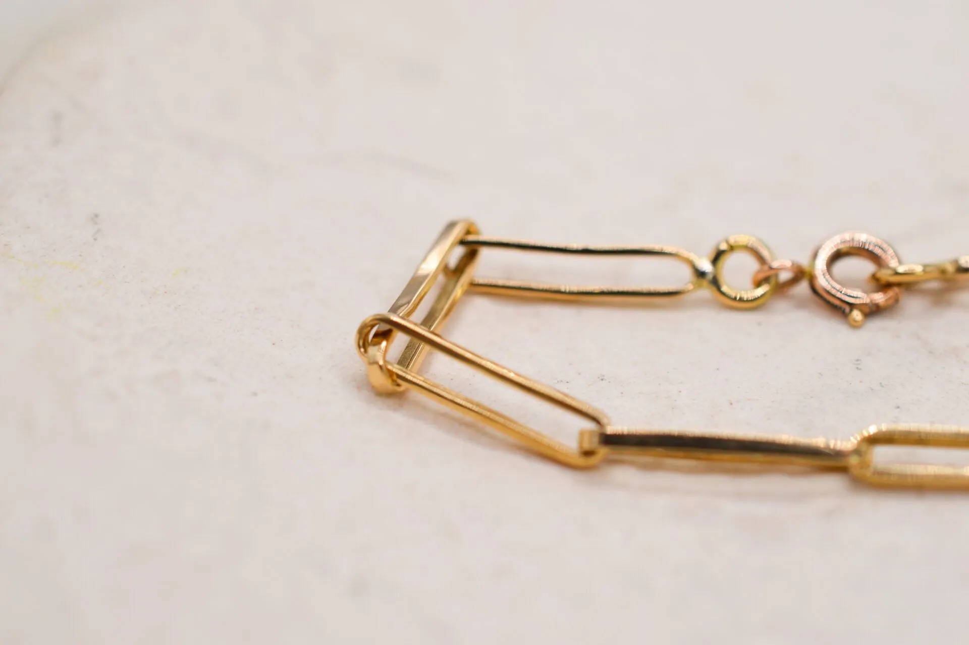 Bracelet maille trombone en or jaune 18 carats sold by 58 Facettes product image thumbnail 4