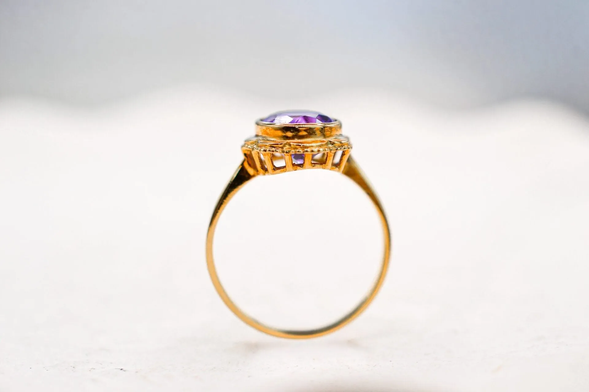 Bague fleur en or jaune 18 carats avec améthyste sold by 58 Facettes product image thumbnail 5