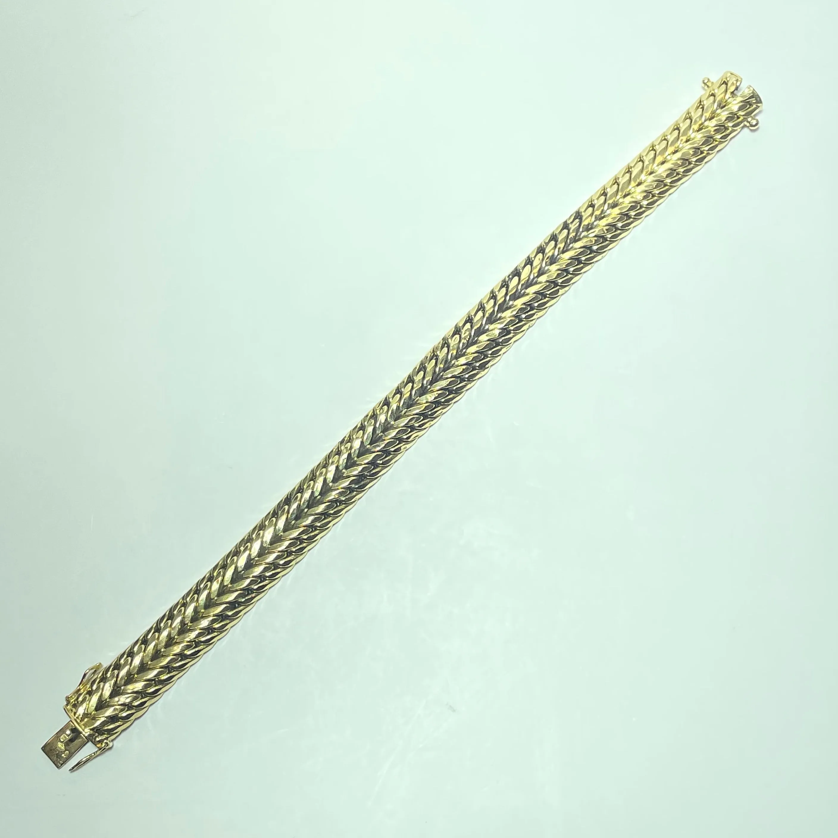 Bracelet maille américaine en or jaune 18 carats 19,63 g sold by 58 Facettes product image thumbnail 2