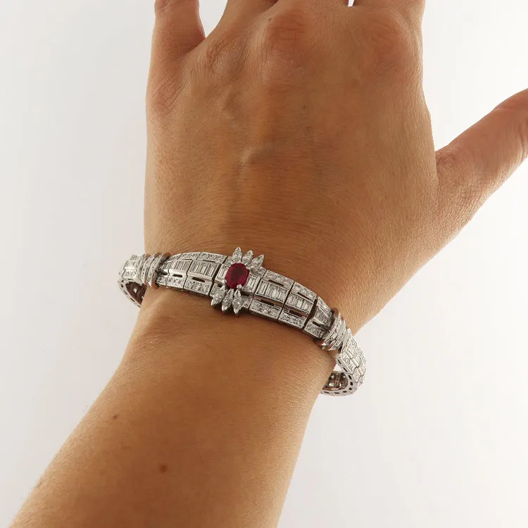 Bracciale en platine - Rubis ovale et diamants 4,22 ct sold by 58 Facettes product image thumbnail 2