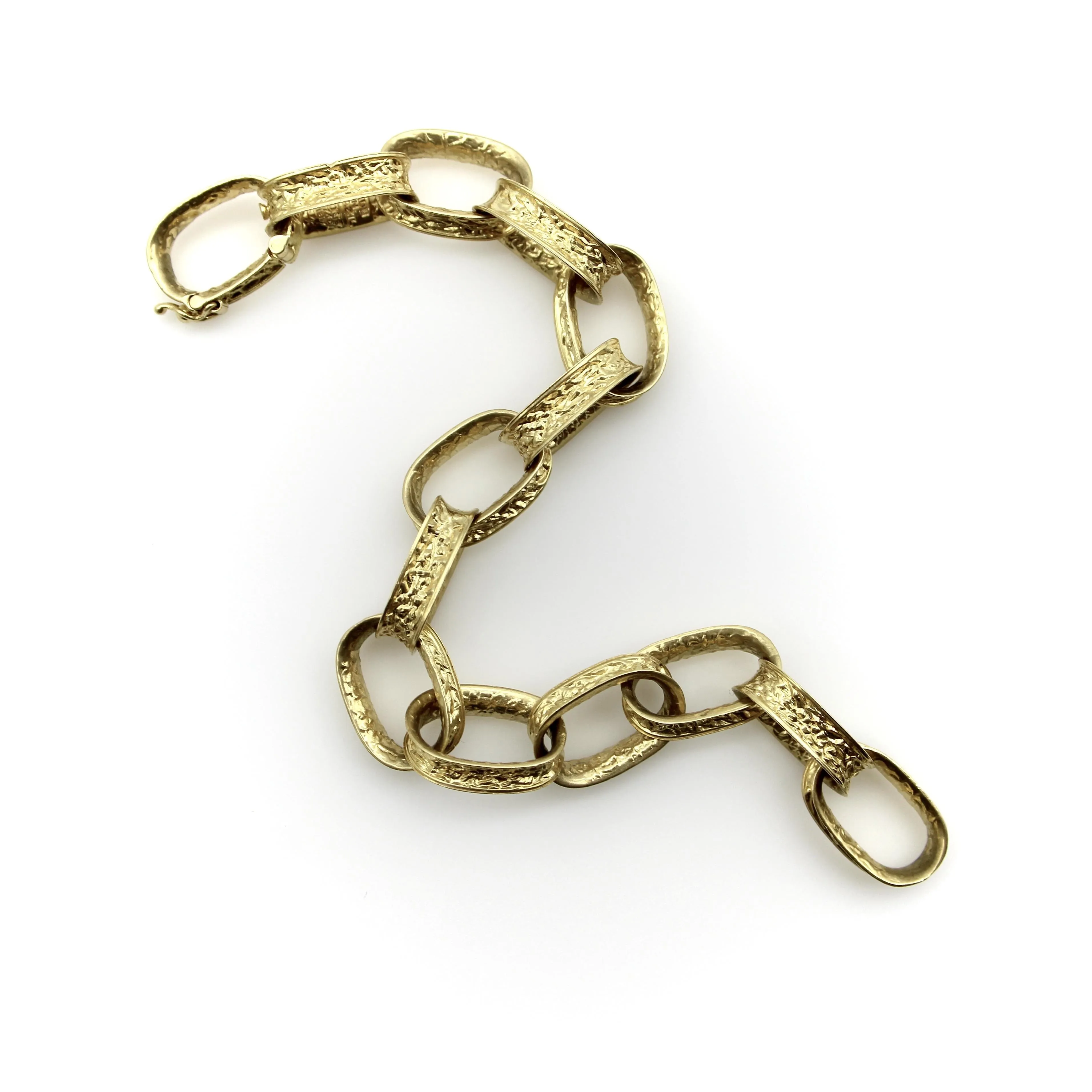 Bracelet vintage à maillons ovales en or jaune 18 carats sold by 58 Facettes product image thumbnail 3