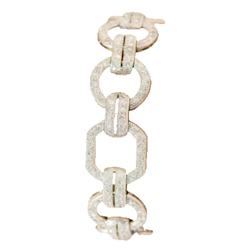 Art déco - Bracelet en platine et diamants 6,84 ct (228 diamants) made by 58 Facettes