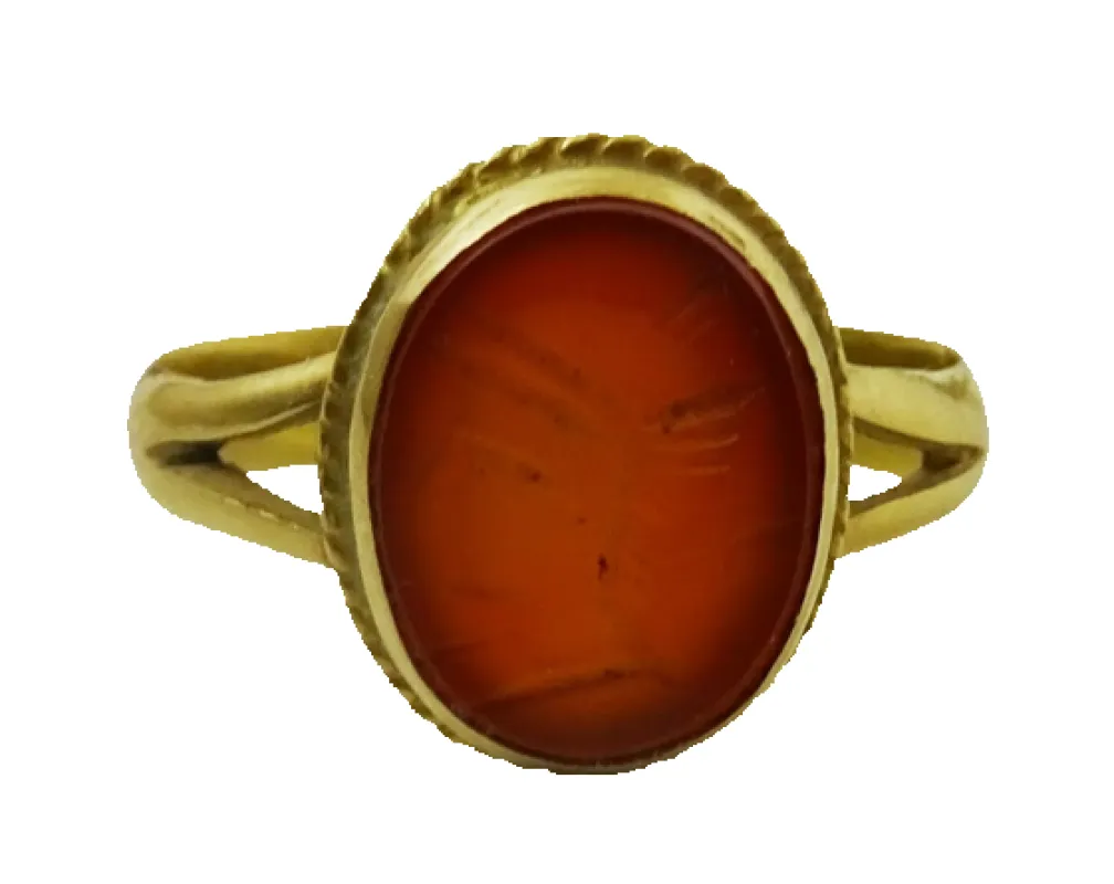 Bague vintage en or 18 carats avec intaille romaine en agate sold by 58 Facettes