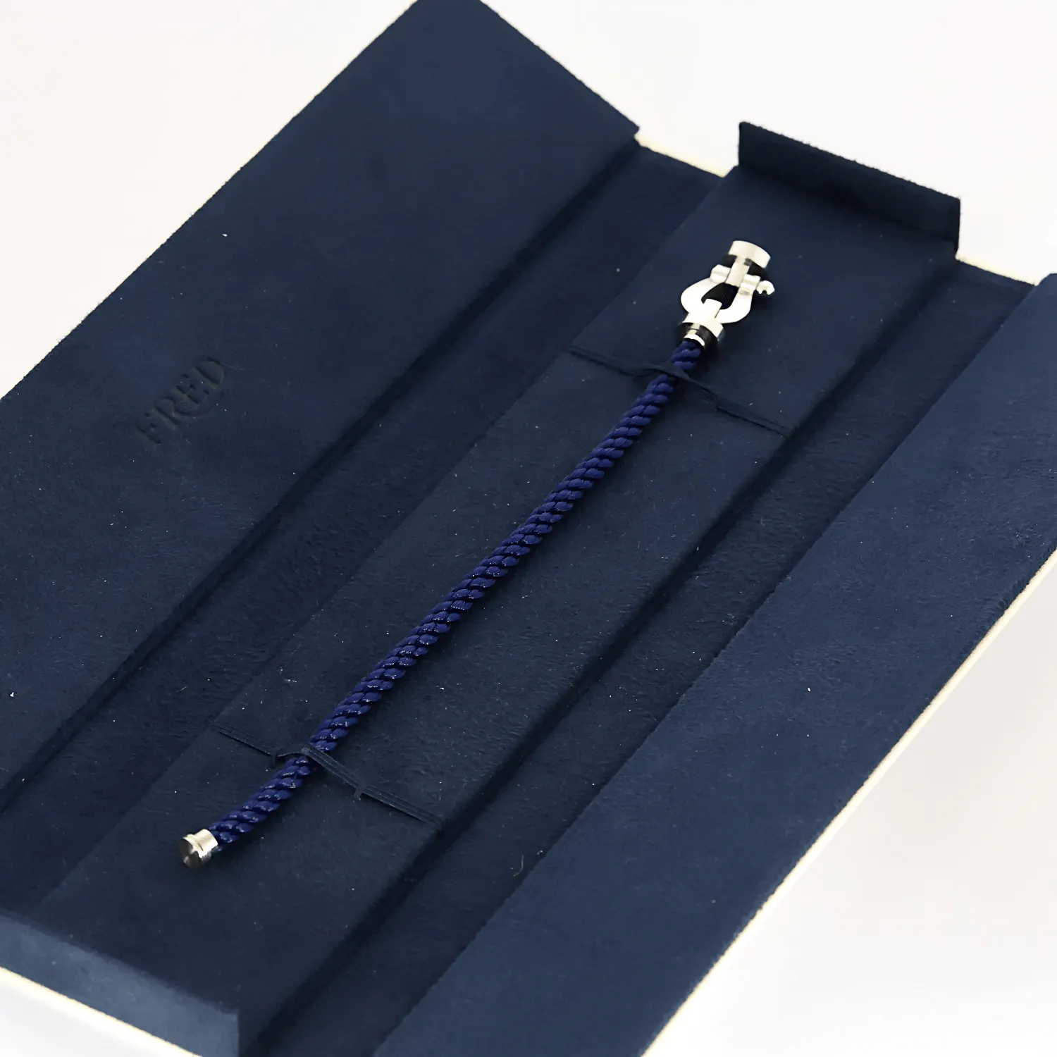 FRED - FORCE 10 - Moyen modèle - Bracelet en acier et manille en or blanc sold by 58 Facettes product image thumbnail 3