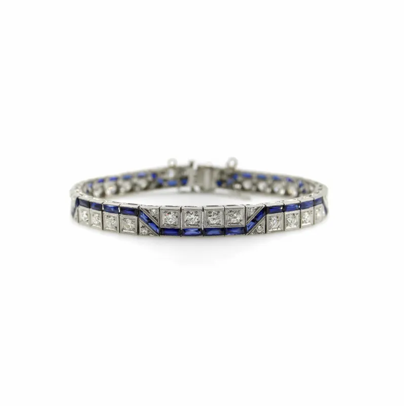 Art déco - Bracelet ligne zigzag en platine, diamants et saphirs made by 58 Facettes