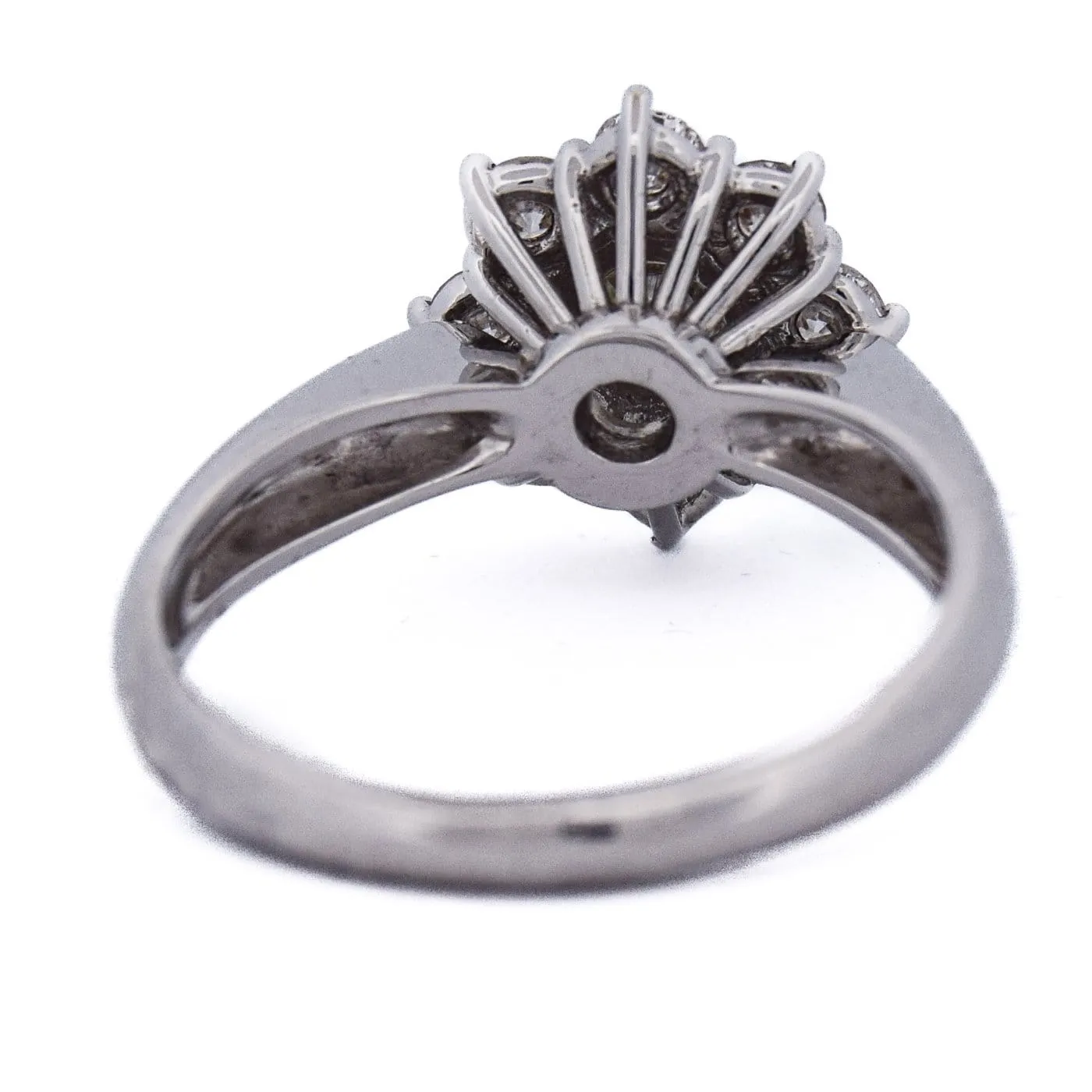 Bague vintage en or blanc 18 ct avec diamants sold by 58 Facettes product image thumbnail 5