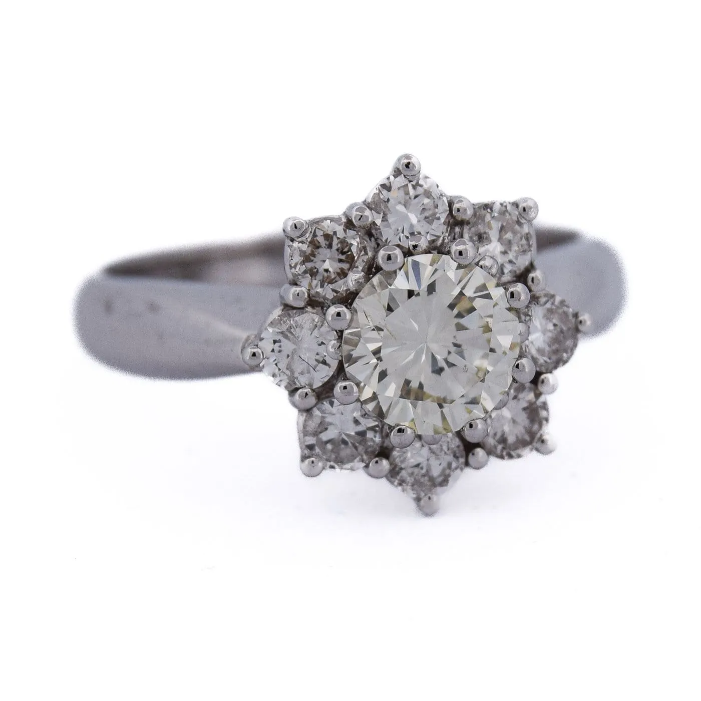 Bague vintage en or blanc 18 ct avec diamants sold by 58 Facettes