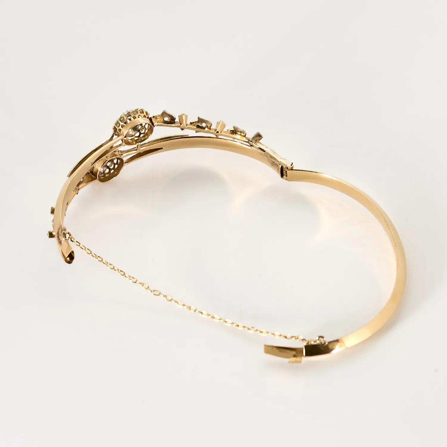 Bracelet jonc ouvrant en or rose, or blanc et diamants sold by 58 Facettes product image thumbnail 3