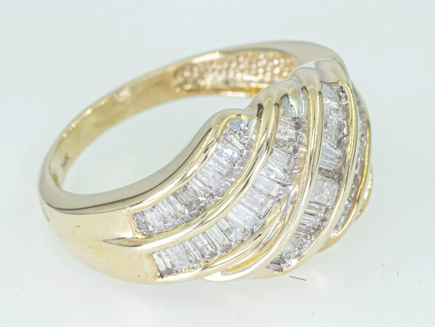 Bague entourage - Or jaune 14 ct et diamants 1,08 ct sold by 58 Facettes product image thumbnail 5