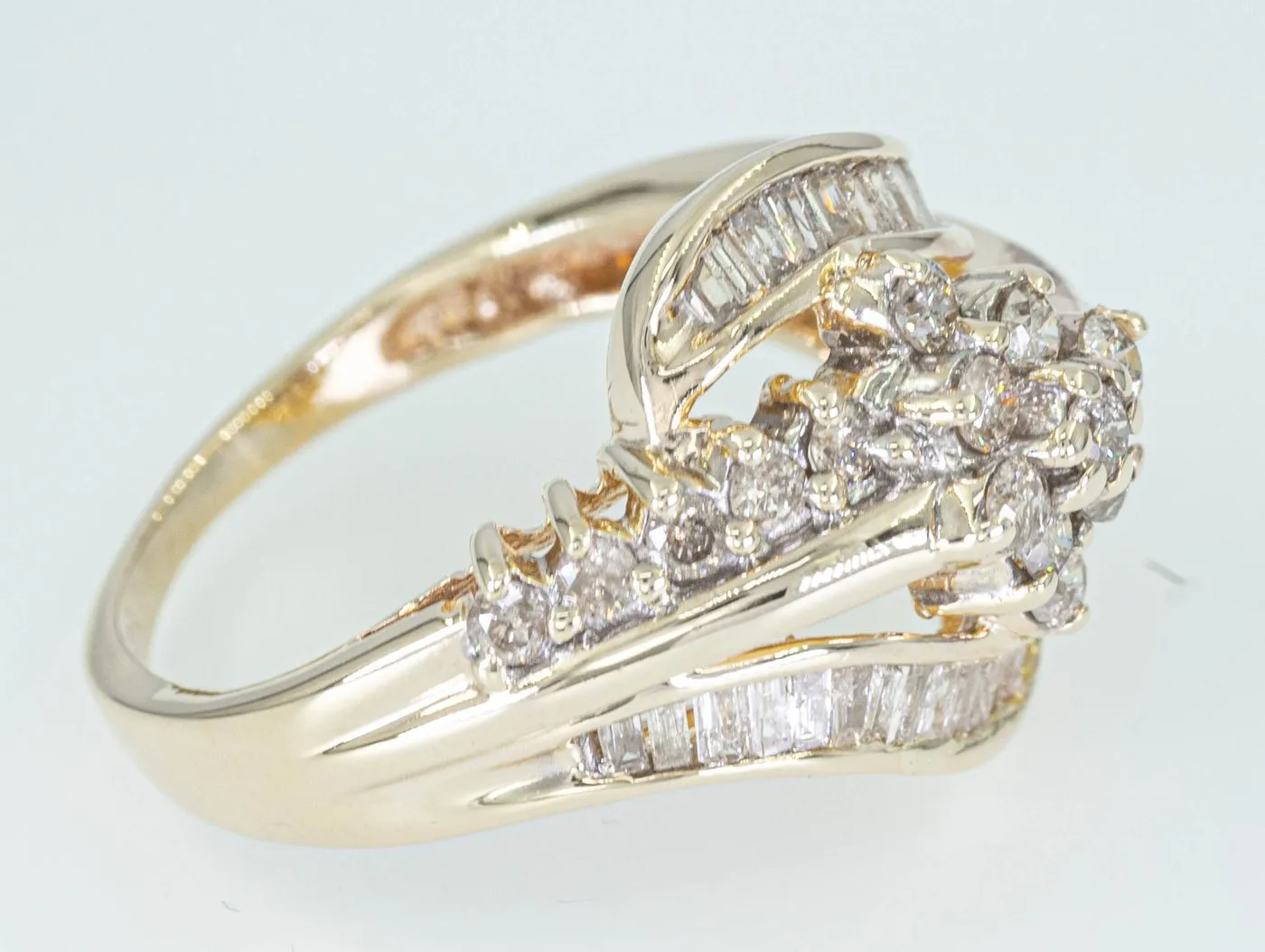 Bague entourage - Or jaune 14 ct et diamants 0,65 ct sold by 58 Facettes product image thumbnail 5