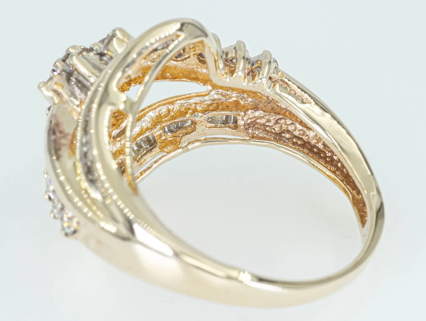 Bague entourage - Or jaune 14 ct et diamants 0,65 ct sold by 58 Facettes product image thumbnail 3