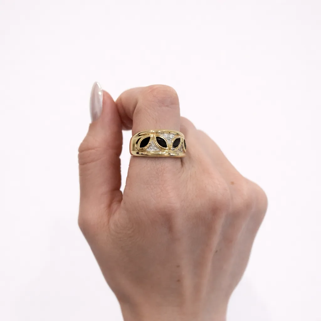 Bague bandeau en or jaune 18 carats saphirs marquise et diamants sold by 58 Facettes product image thumbnail 3