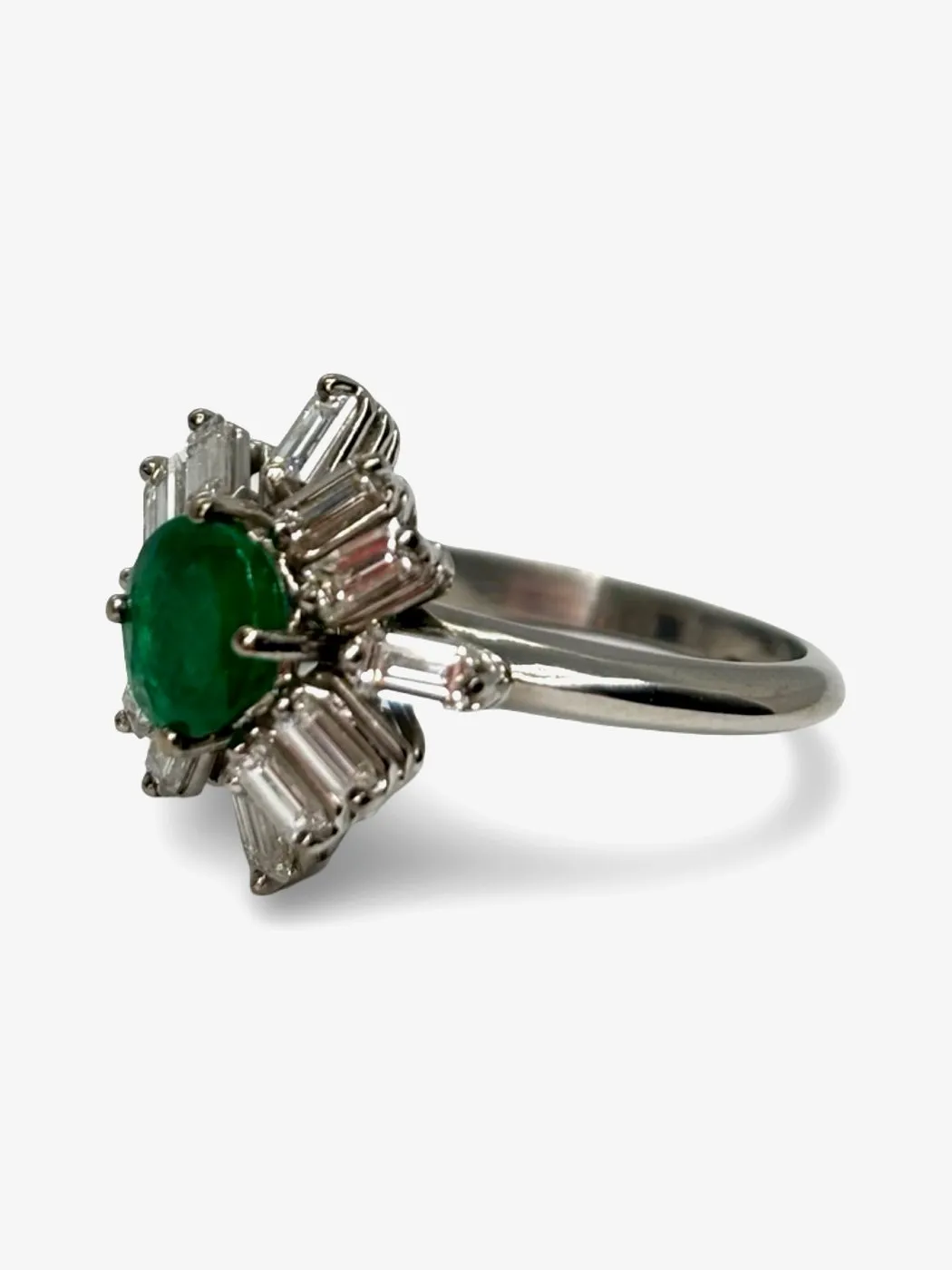 Bague en or blanc 18K avec émeraude 1 ct et diamants 0,60 ct sold by 58 Facettes product image thumbnail 4