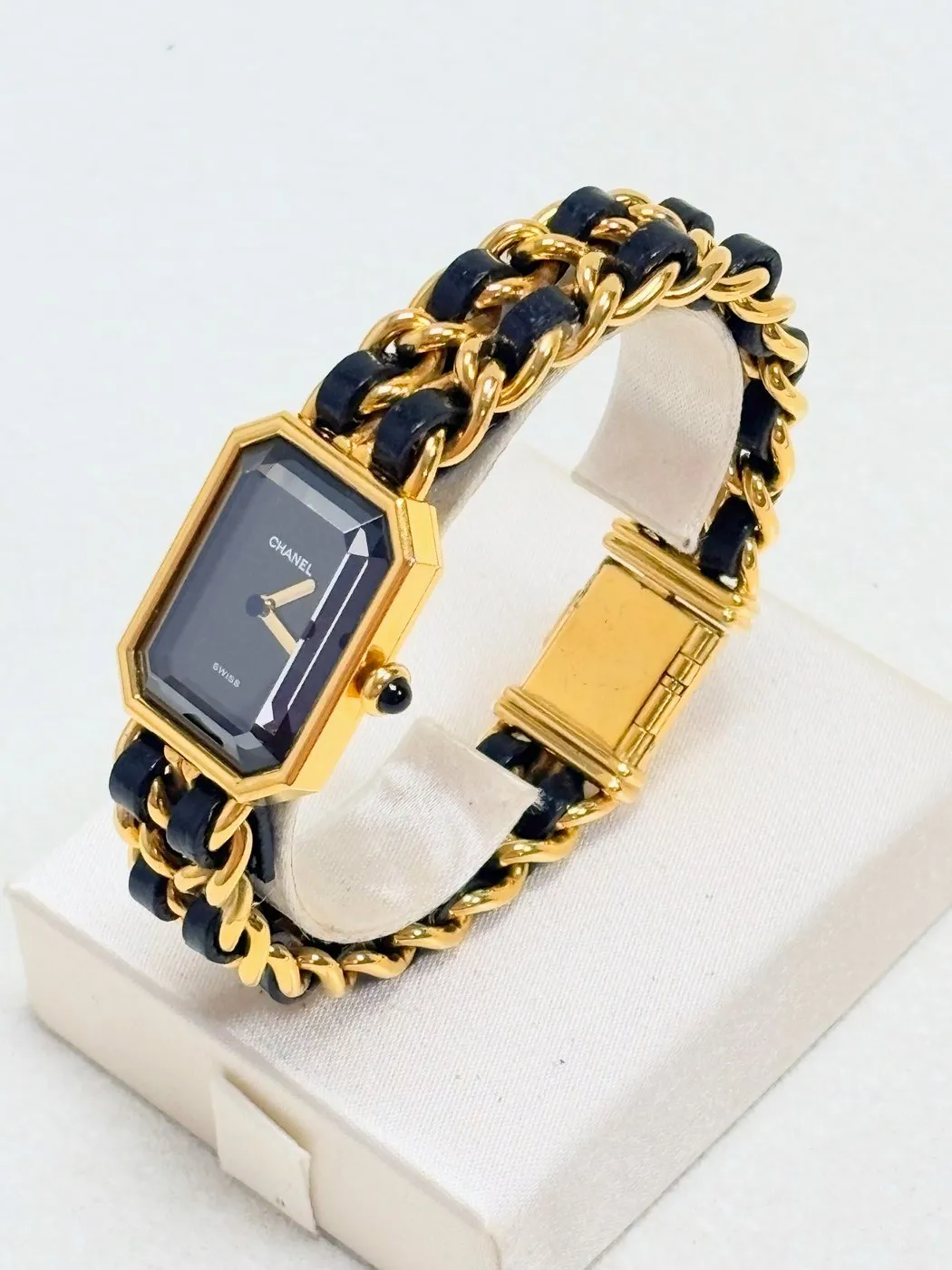 CHANEL Première vintage - Montre quartz taille L sold by 58 Facettes product image thumbnail 2