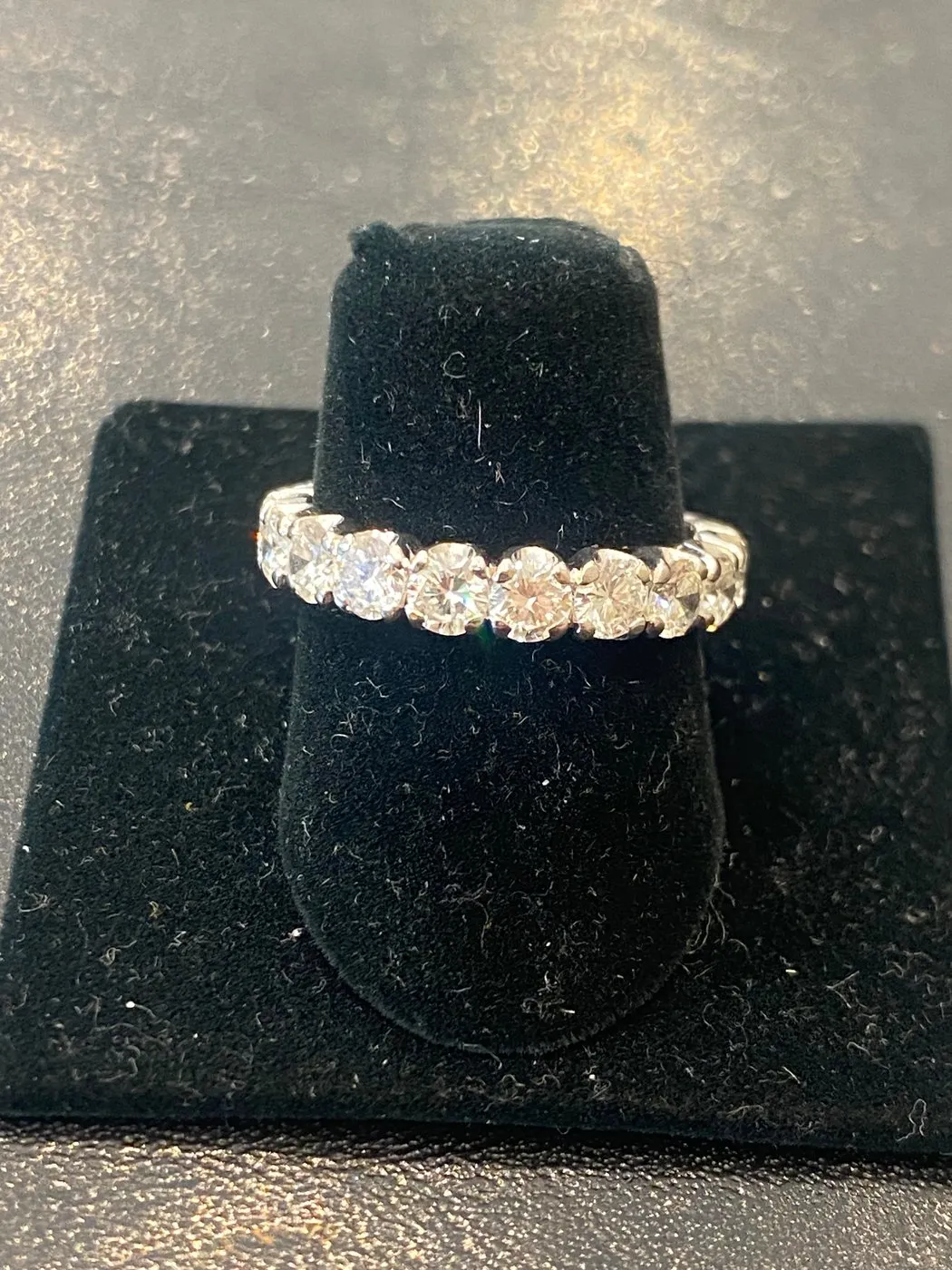 Alliance américaine - Bague tour complet en platine et diamants 2,85 ct sold by 58 Facettes product image thumbnail 5