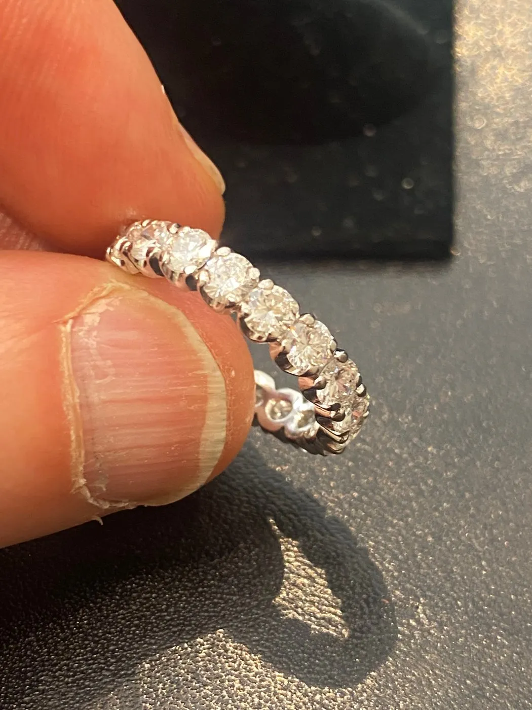 Alliance américaine - Bague tour complet en platine et diamants 2,85 ct sold by 58 Facettes product image thumbnail 3